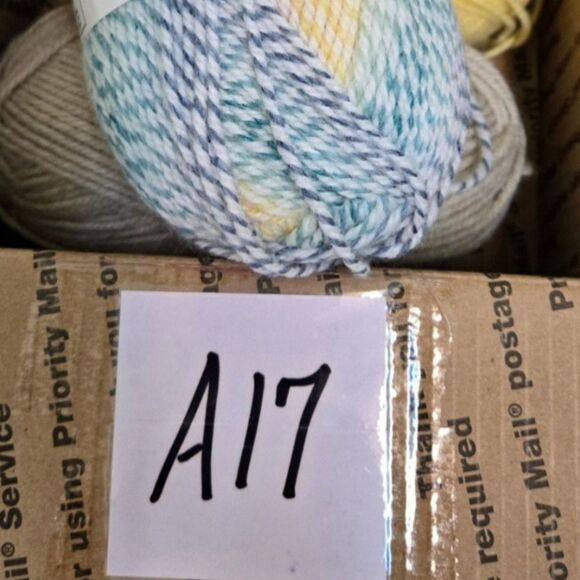 Plymouth Yarn Encore Chunky and Worsted Yarn 4 Skeins - Picture 9 of 9